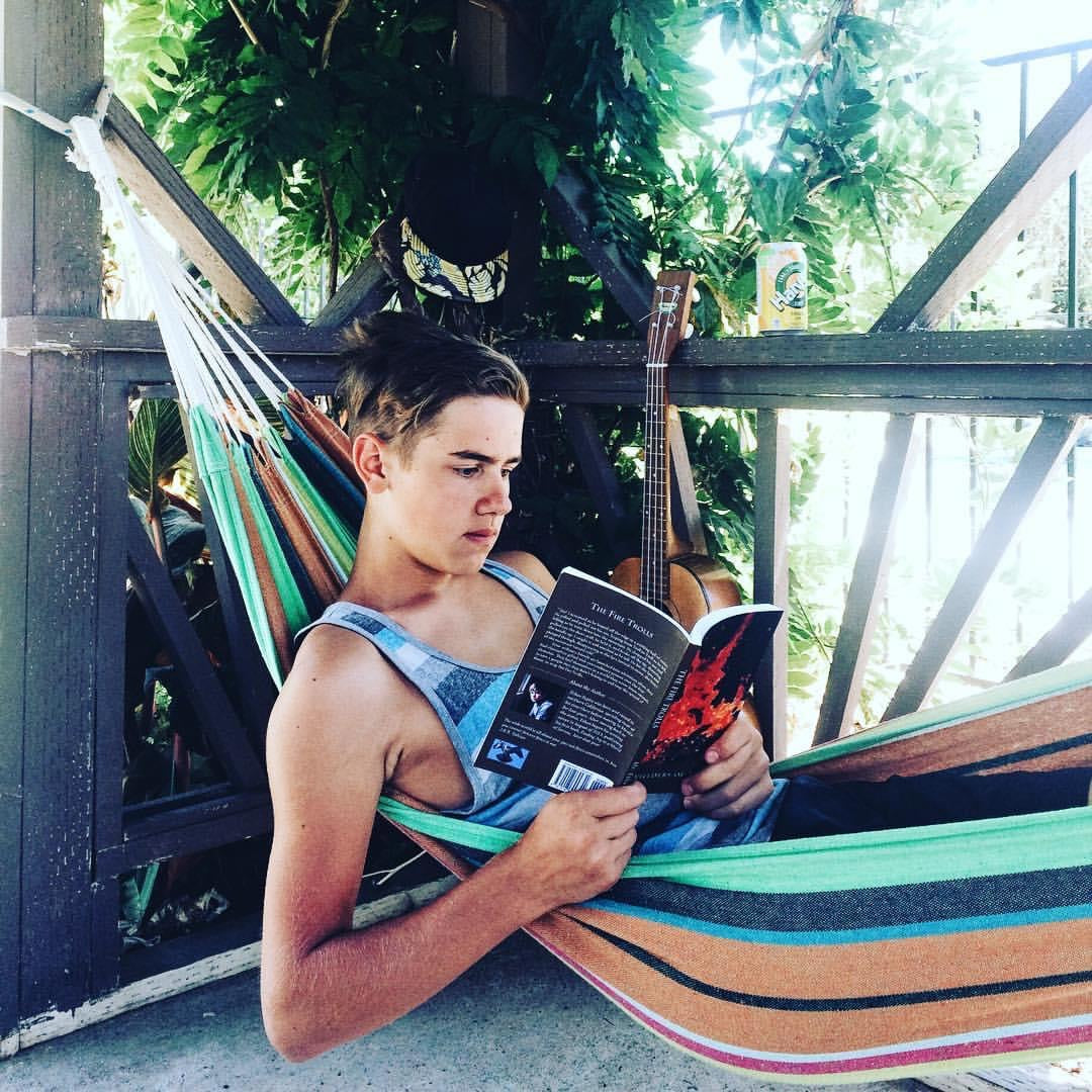 Favorite Summer Reading for Moms and Children